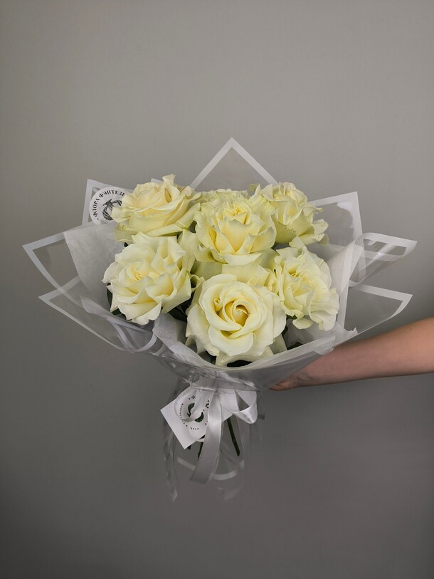 Розы вывернутые, артикул F1318571 - 4220 рублей, доставка по городу. Flawery - доставка цветов