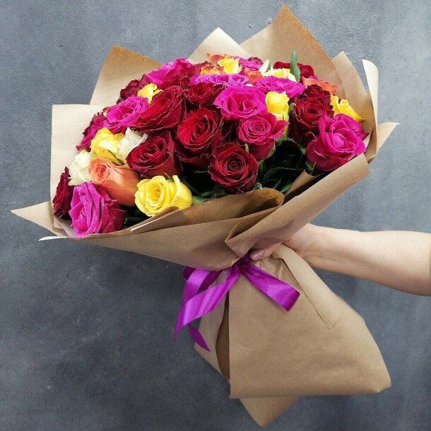 51 роза микс, артикул F1071539 - 4570 рублей, доставка по городу. Flawery - доставка цветов