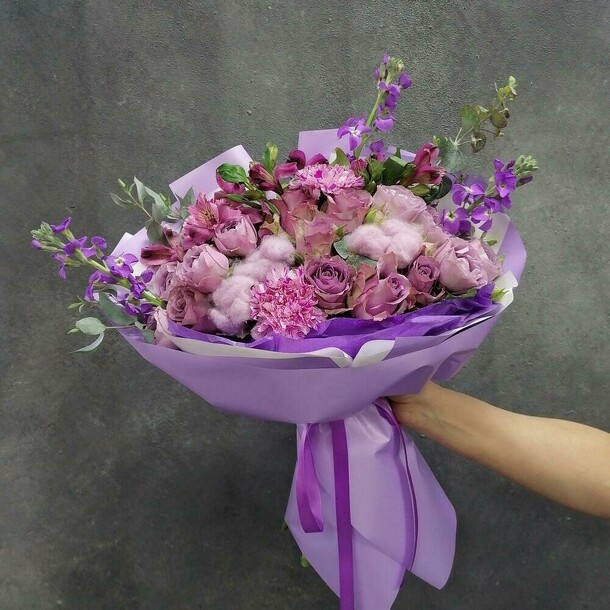 Сиреневый стиль, артикул F110118 - 3727 рублей, доставка по городу. Flawery - доставка цветов