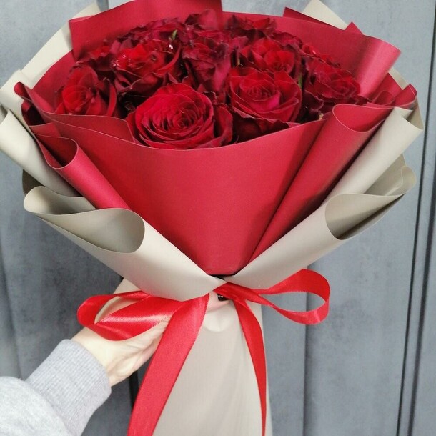 15 роз, артикул F1108423 - 2290 рублей, доставка по городу. Flawery - доставка цветов