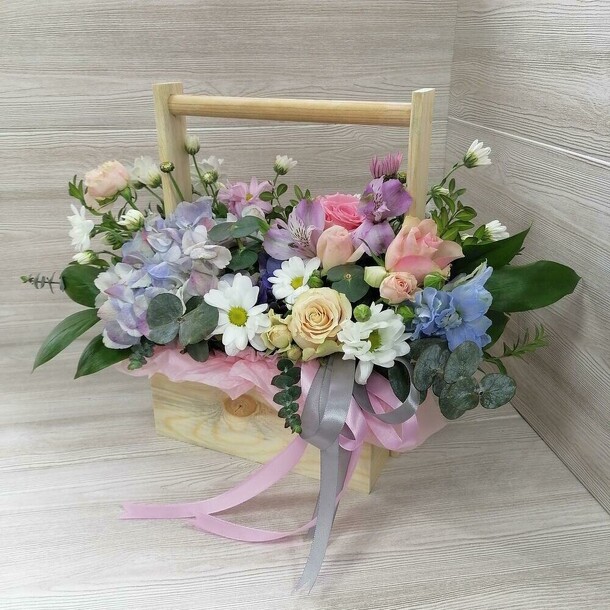 Ящик красоты и прекрасного🥰, артикул F110906 - 3608 рублей, доставка по городу. Flawery - доставка цветов