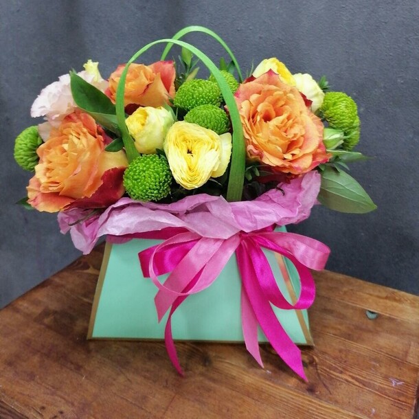 Летняя сумочка, артикул F1125045 - 1890 рублей, доставка по городу. Flawery - доставка цветов