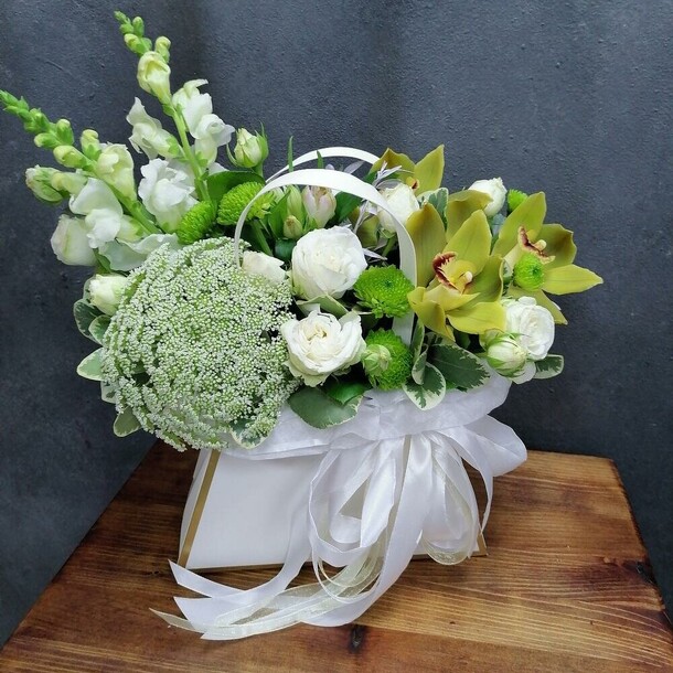 Вдохновение, артикул F1133537 - 2840 рублей, доставка по городу. Flawery - доставка цветов