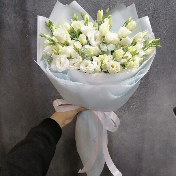 Букет воздушный из эустомы, артикул F1148664 - 2990 рублей, доставка по городу. Flawery - доставка цветов