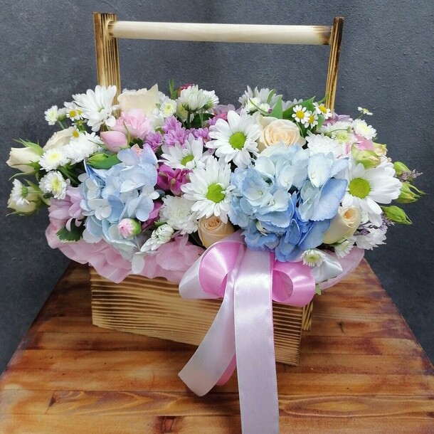 Ящик сборный, артикул F1148665 - 2890 рублей, доставка по городу. Flawery - доставка цветов