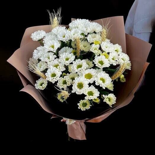 Букет ромашек с колосками, артикул F1241993 - 2420 рублей, доставка по городу. Flawery - доставка цветов