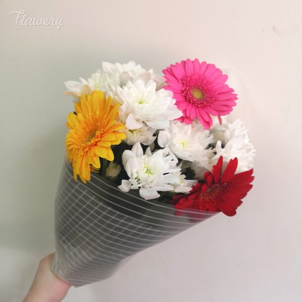 Букет яркое облако, артикул F45898 - 1705 рублей, доставка по городу. Flawery - доставка цветов