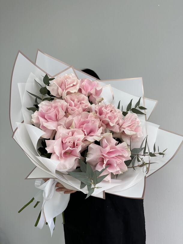 Французские розы, артикул F1357212 - 8905 рублей, доставка по городу. Flawery - доставка цветов