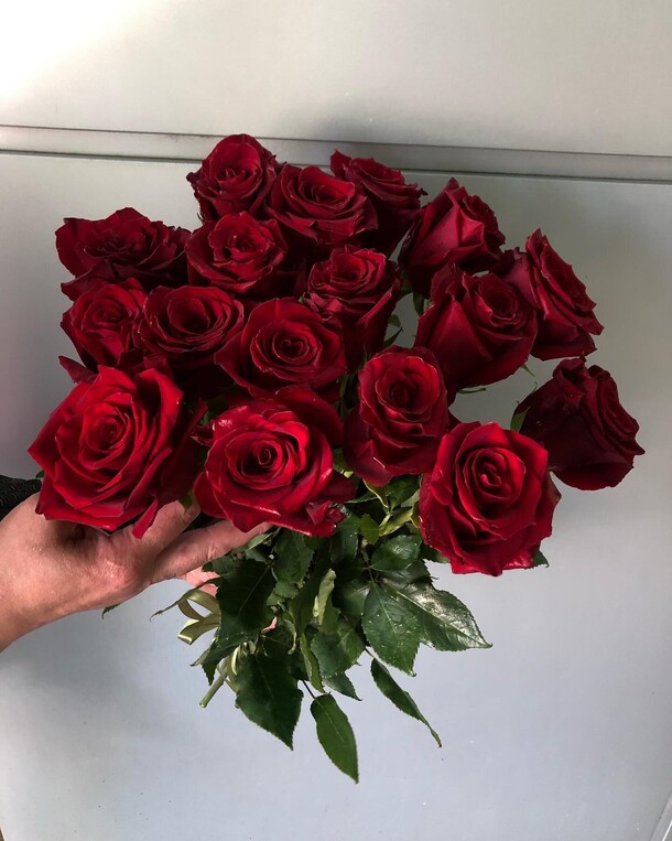 Букет из красных роз, артикул F1122210 - 5500 рублей, доставка по городу. Flawery - доставка цветов