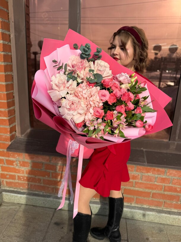 Авторский букет «магия», артикул F1379798 - 16476 рублей, доставка по городу. Flawery - доставка цветов