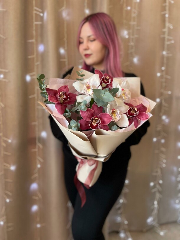 🌸букет экзотических орхидей, артикул F1384208 - 7971 рублей, доставка по городу. Flawery - доставка цветов
