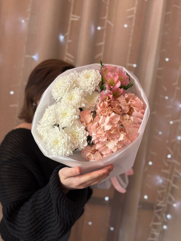 Букет "очарование", артикул F1385782 - 5137 рублей, доставка по городу. Flawery - доставка цветов