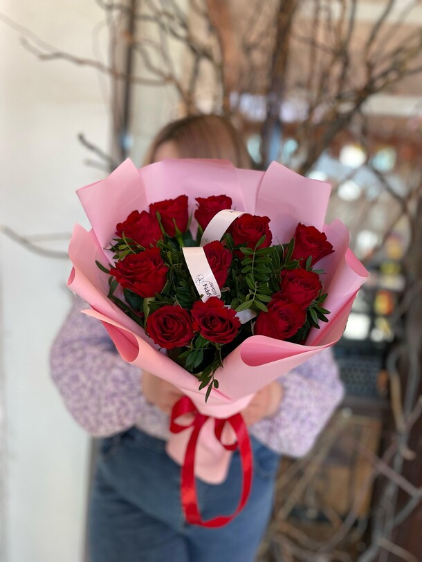 Букет роз, артикул F1397739 - 4816 рублей, доставка по городу. Flawery - доставка цветов