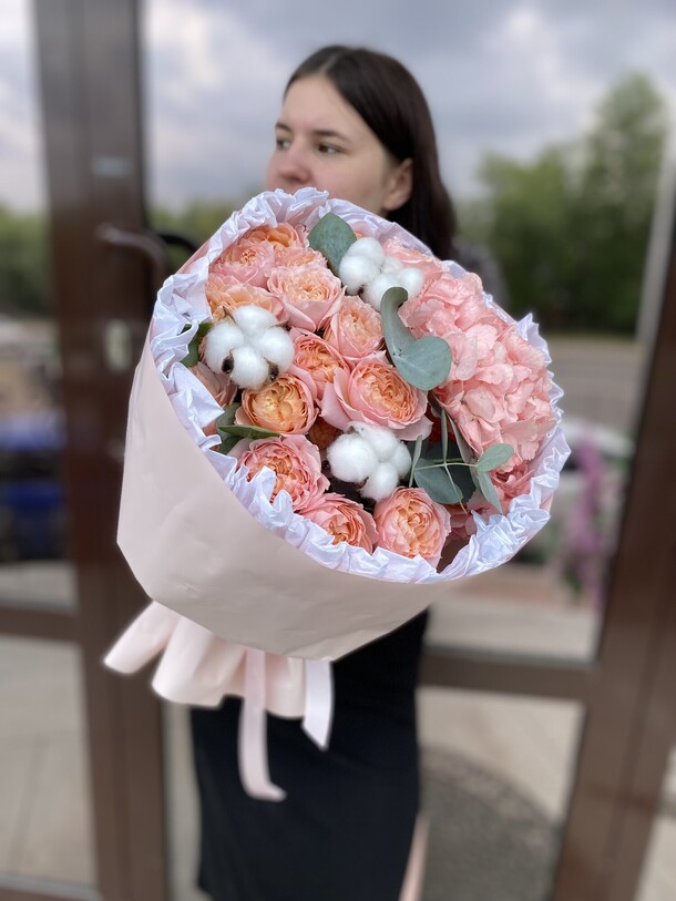 Букет «сладкий поцелуй», артикул F1431515 - 6490 рублей, доставка по городу. Flawery - доставка цветов