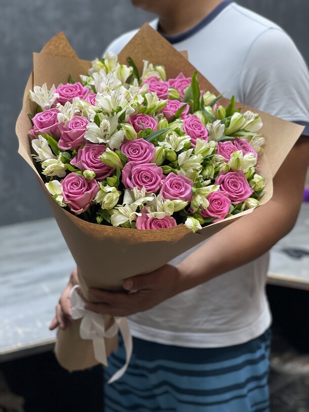 Микс, артикул F1070361 - 6589 рублей, доставка по городу. Flawery - доставка цветов