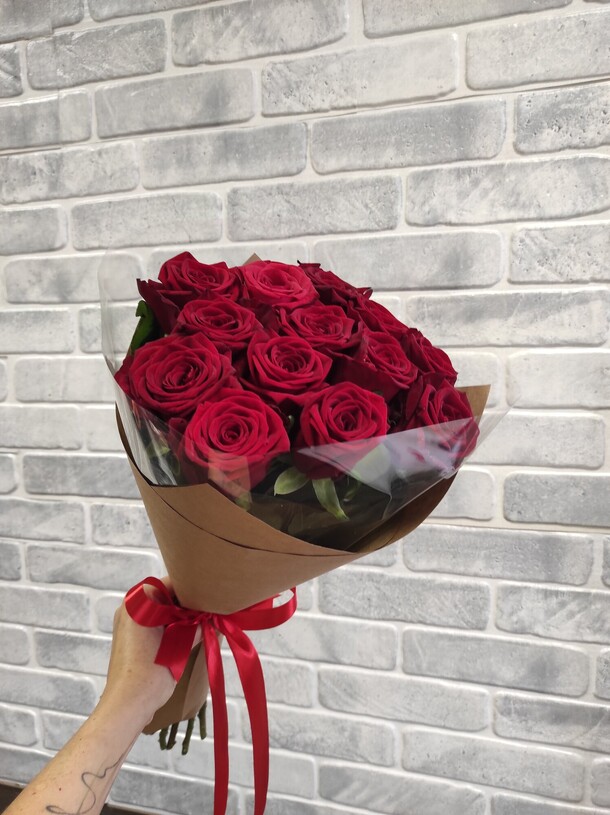 Букет роз🌹, артикул F1074388 - 3950 рублей, доставка по городу. Flawery - доставка цветов