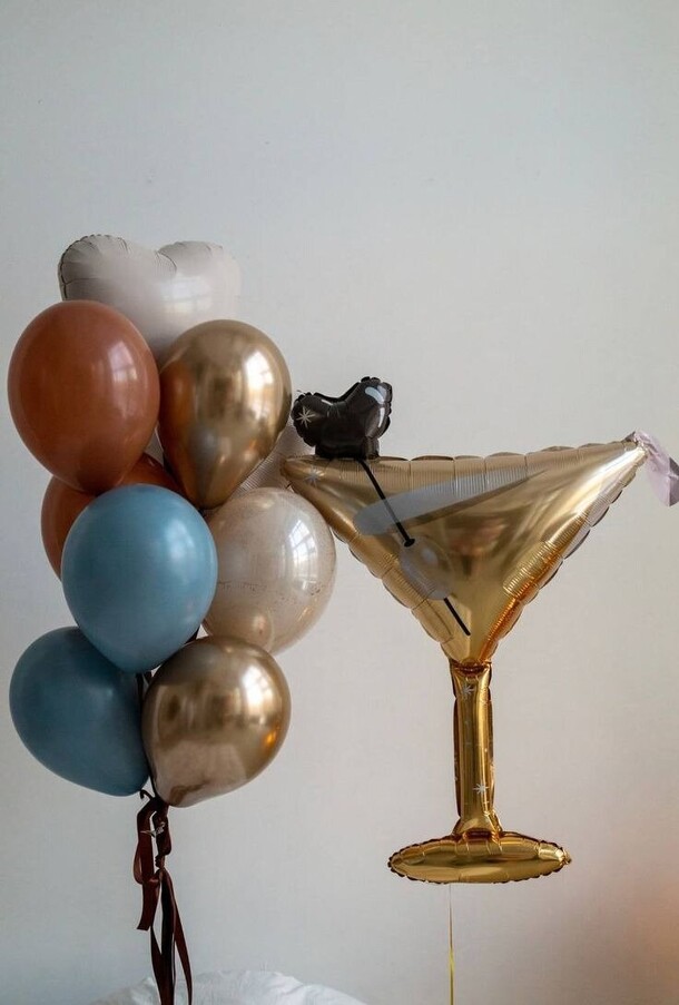 Сет из шаров "мартини", артикул F1363049 - 4290 рублей, доставка по городу. Flawery - доставка цветов