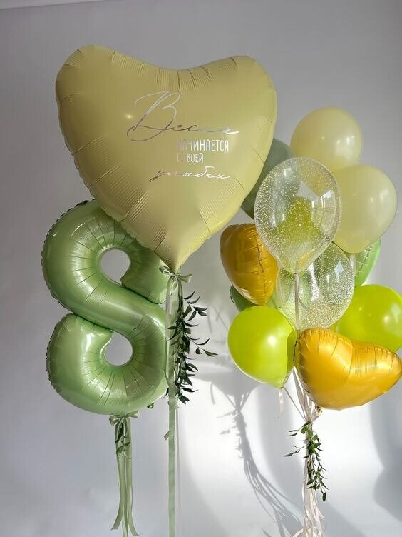 Сет из шаров на 8 марта, артикул F1385289 - 6990 рублей, доставка по городу. Flawery - доставка цветов