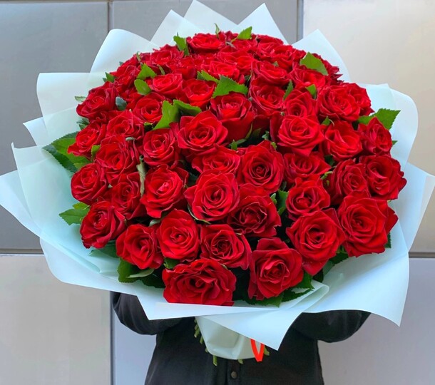 Букет из роз, артикул F1222342 - 21230 рублей, доставка по городу. Flawery - доставка цветов