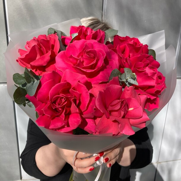 Для нее букет из роз, артикул F1400363 - 3960 рублей, доставка по городу. Flawery - доставка цветов