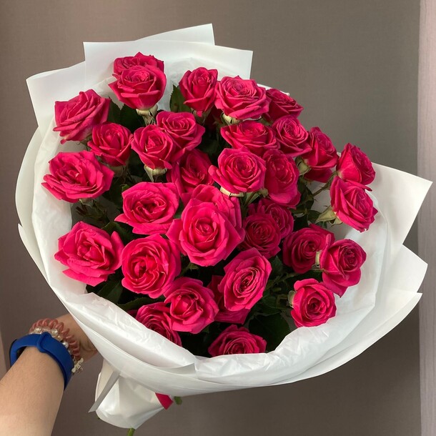 Букет из кустовой розы, артикул F1416471 - 4180 рублей, доставка по городу. Flawery - доставка цветов