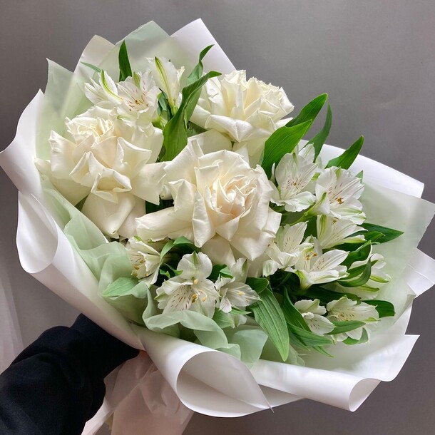 Букет  нежность, артикул F1418060 - 3299 рублей, доставка по городу. Flawery - доставка цветов