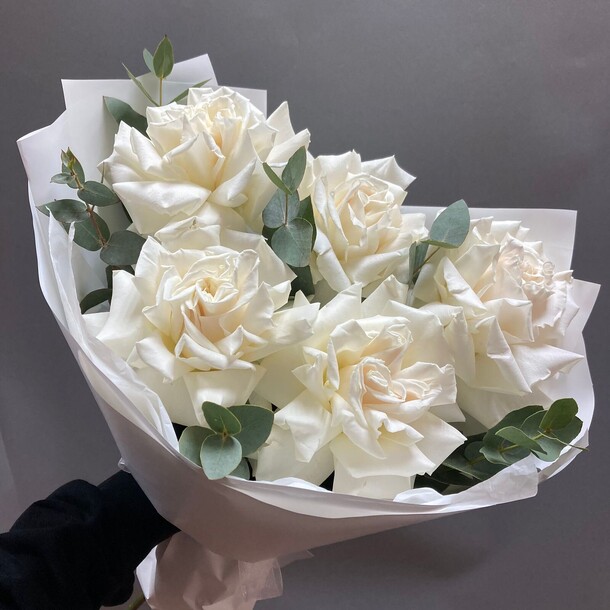 Букет из роз, артикул F1420890 - 3069 рублей, доставка по городу. Flawery - доставка цветов