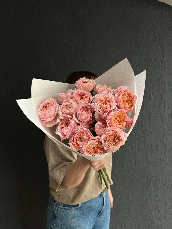 Букет пионовидных роз джульетта, артикул F1401513 - 5690 рублей, доставка по городу. Flawery - доставка цветов