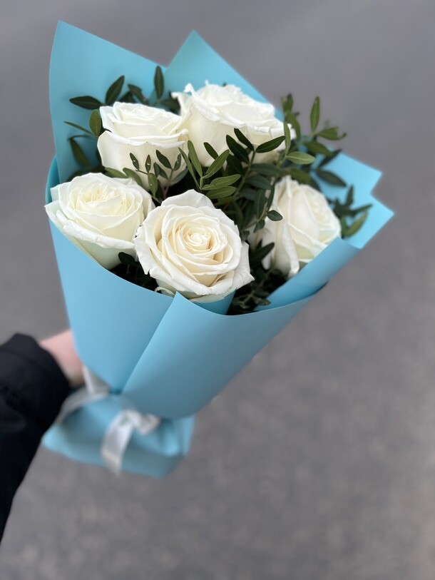 Букет классика, артикул F1190331 - 3075 рублей, доставка по городу. Flawery - доставка цветов