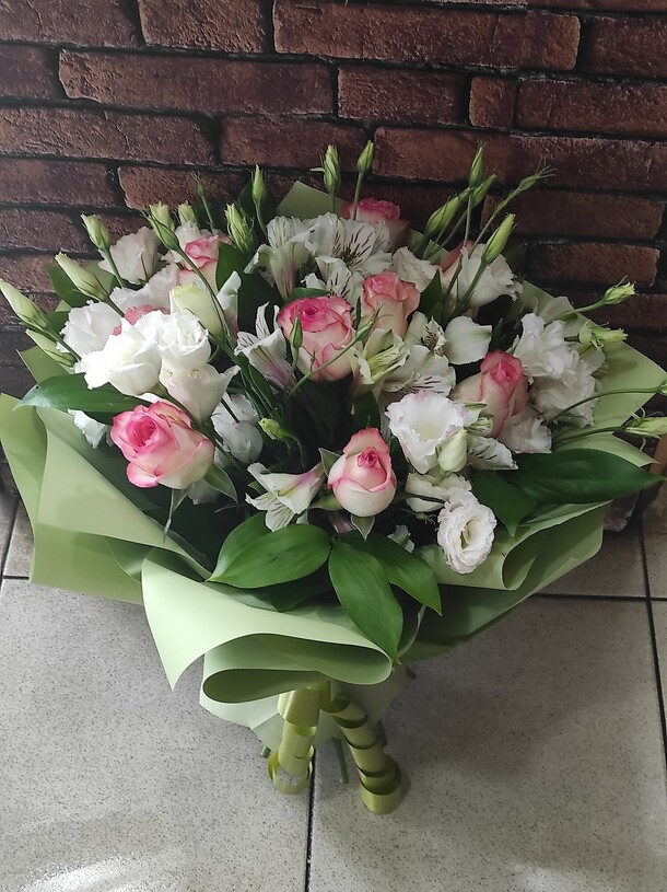 Букет "нежный", артикул F1070616 - 7010 рублей, доставка по городу. Flawery - доставка цветов