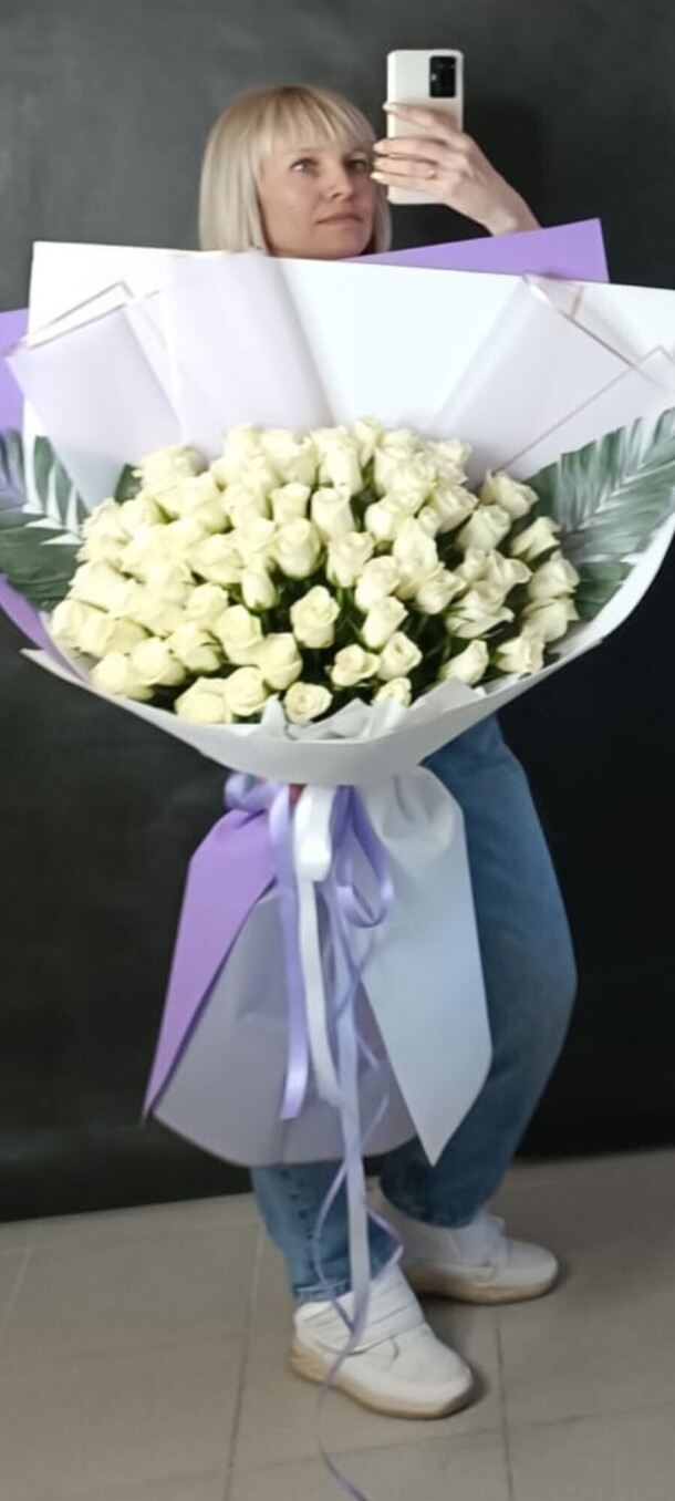 Букет гигант 10, артикул F1118965 - 11425 рублей, доставка по городу. Flawery - доставка цветов