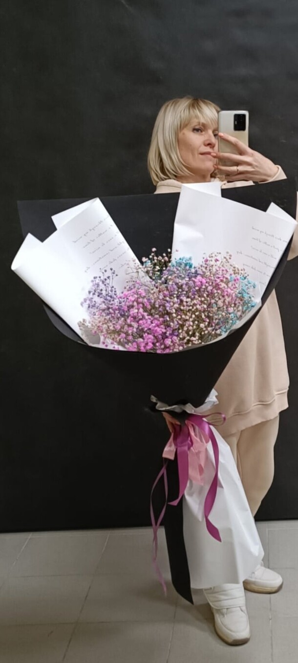 Букет гигант 14, артикул F1119161 - 5036 рублей, доставка по городу. Flawery - доставка цветов