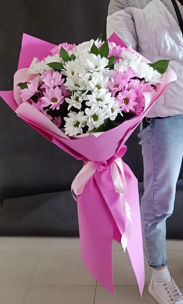 Букет гигант 27, артикул F1159791 - 5269 рублей, доставка по городу. Flawery - доставка цветов