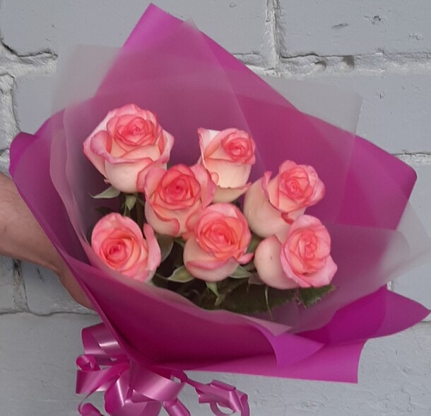 Букет розовых роз, артикул F1215550 - 1281 рублей, доставка по городу. Flawery - доставка цветов