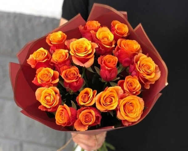 Букет роз испания, артикул F1237245 - 3071 рублей, доставка по городу. Flawery - доставка цветов