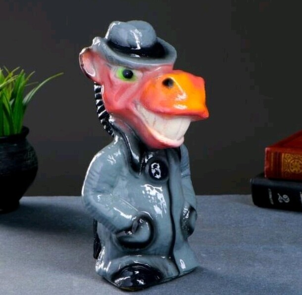 Копилка "конь в шляпе", артикул F1325026 - 600 рублей, доставка по городу. Flawery - доставка цветов