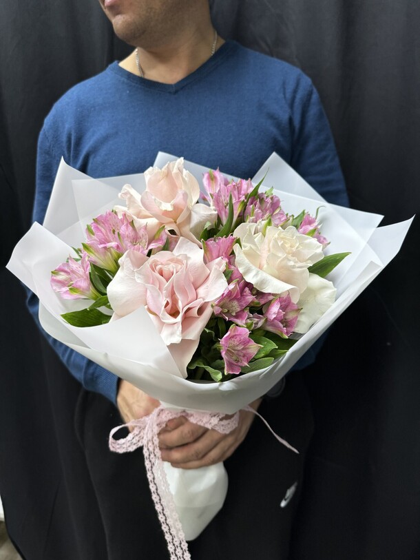 От всего сердца, артикул F1352723 - 4395 рублей, доставка по городу. Flawery - доставка цветов