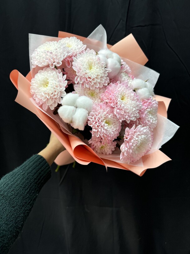 Персик, артикул F1366606 - 2310 рублей, доставка по городу. Flawery - доставка цветов