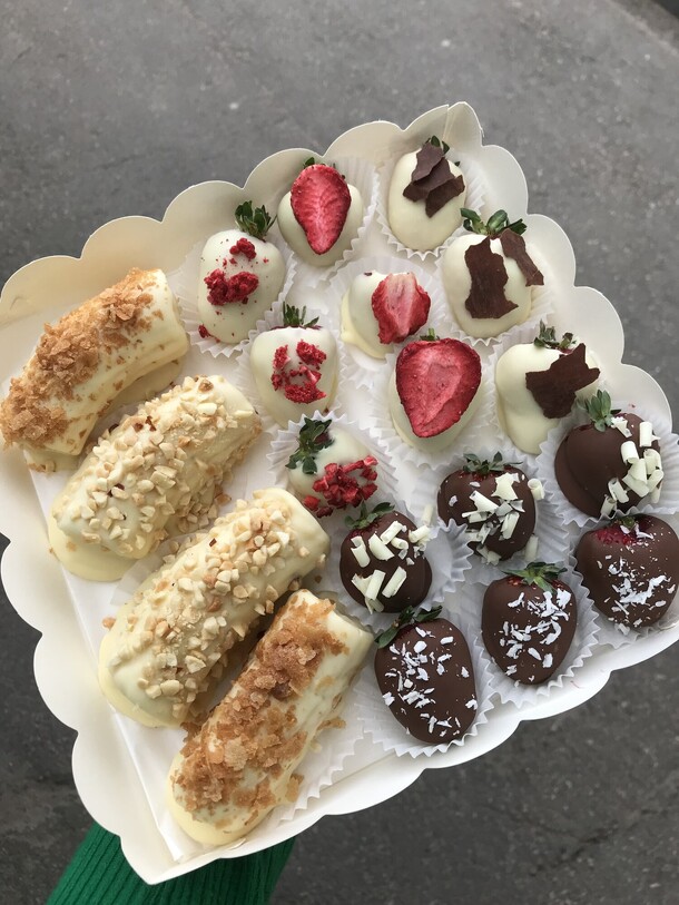 Квартет вкусов, артикул F1372638 - 5655 рублей, доставка по городу. Flawery - доставка цветов