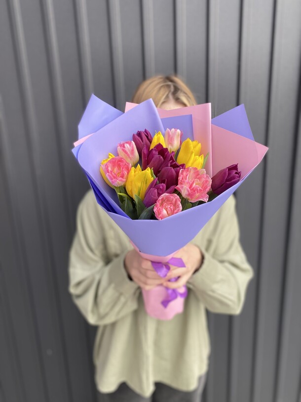 Шикарный тюльпан, артикул F1391848 - 2900 рублей, доставка по городу. Flawery - доставка цветов