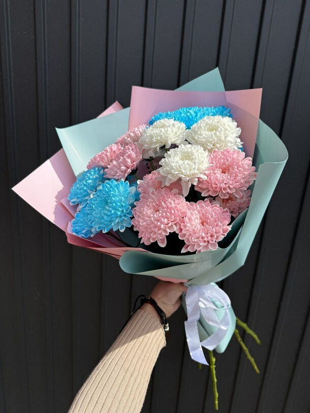 Букет из хризантем, артикул F1421145 - 2465 рублей, доставка по городу. Flawery - доставка цветов