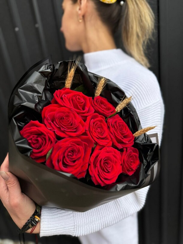 Алый закат, артикул F1421183 - 5180 рублей, доставка по городу. Flawery - доставка цветов