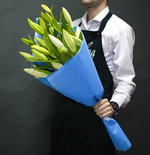 Букет из лилий «марсель», артикул F111558 - 5627 рублей, доставка по городу. Flawery - доставка цветов