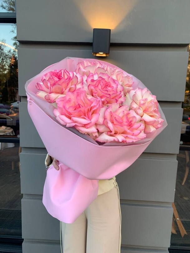 Зефир, артикул F112632 - 3990 рублей, доставка по городу. Flawery - доставка цветов