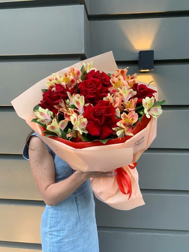 Италия, артикул F1176812 - 3990 рублей, доставка по городу. Flawery - доставка цветов