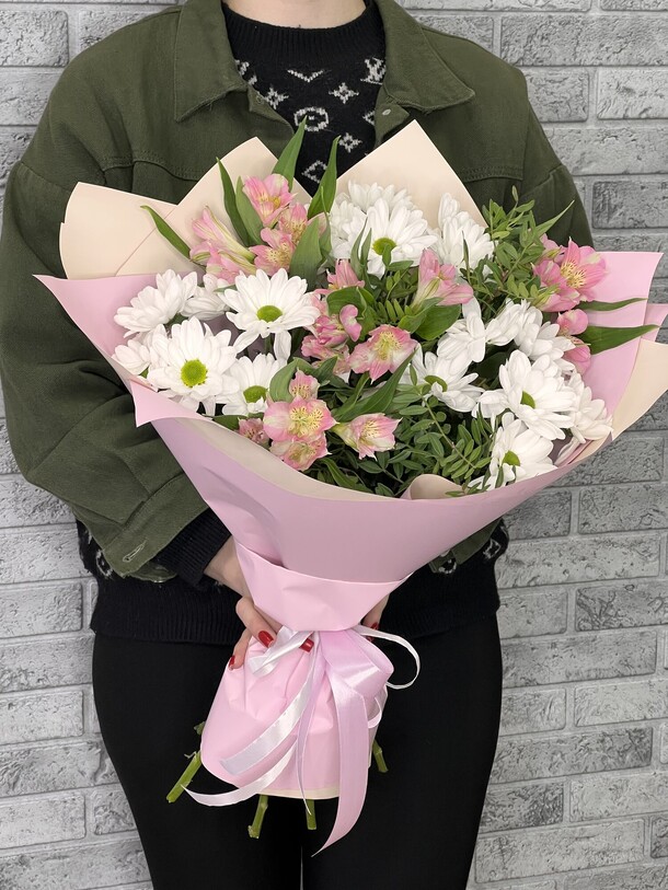 Букет 17, артикул F1071468 - 4026 рублей, доставка по городу. Flawery - доставка цветов