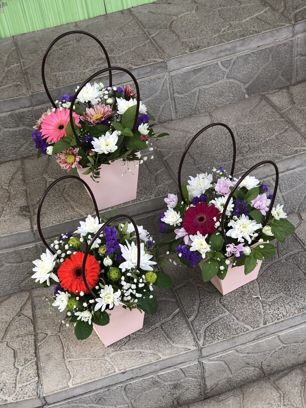 Композиция микс, артикул F1079885 - 3119 рублей, доставка по городу. Flawery - доставка цветов