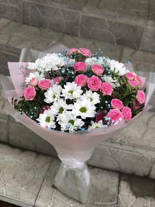 Букетик 15, артикул F1079889 - 5787 рублей, доставка по городу. Flawery - доставка цветов