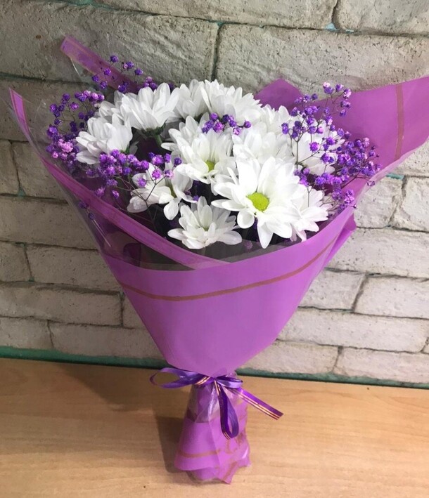 Букет 59, артикул F1082706 - 3879 рублей, доставка по городу. Flawery - доставка цветов