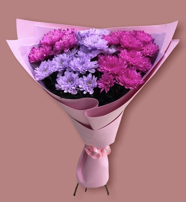 Букет хризантем, артикул F1083266 - 4621 рублей, доставка по городу. Flawery - доставка цветов